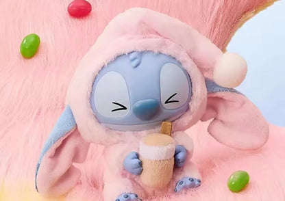 Caja Sorpresa Stitch “Eat Something Before Bed” – Figuras Misteriosas de Colección | Regalo de Navidad Original