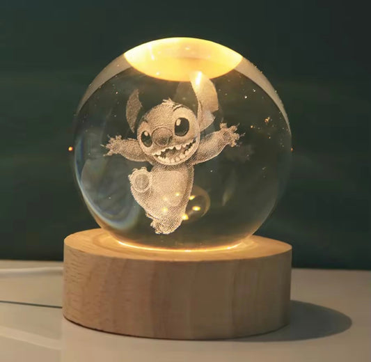 Lámpara Bola de Cristal 3D de Stitch – Luz Nocturna LED Decorativa | Regalo Original y Tierno