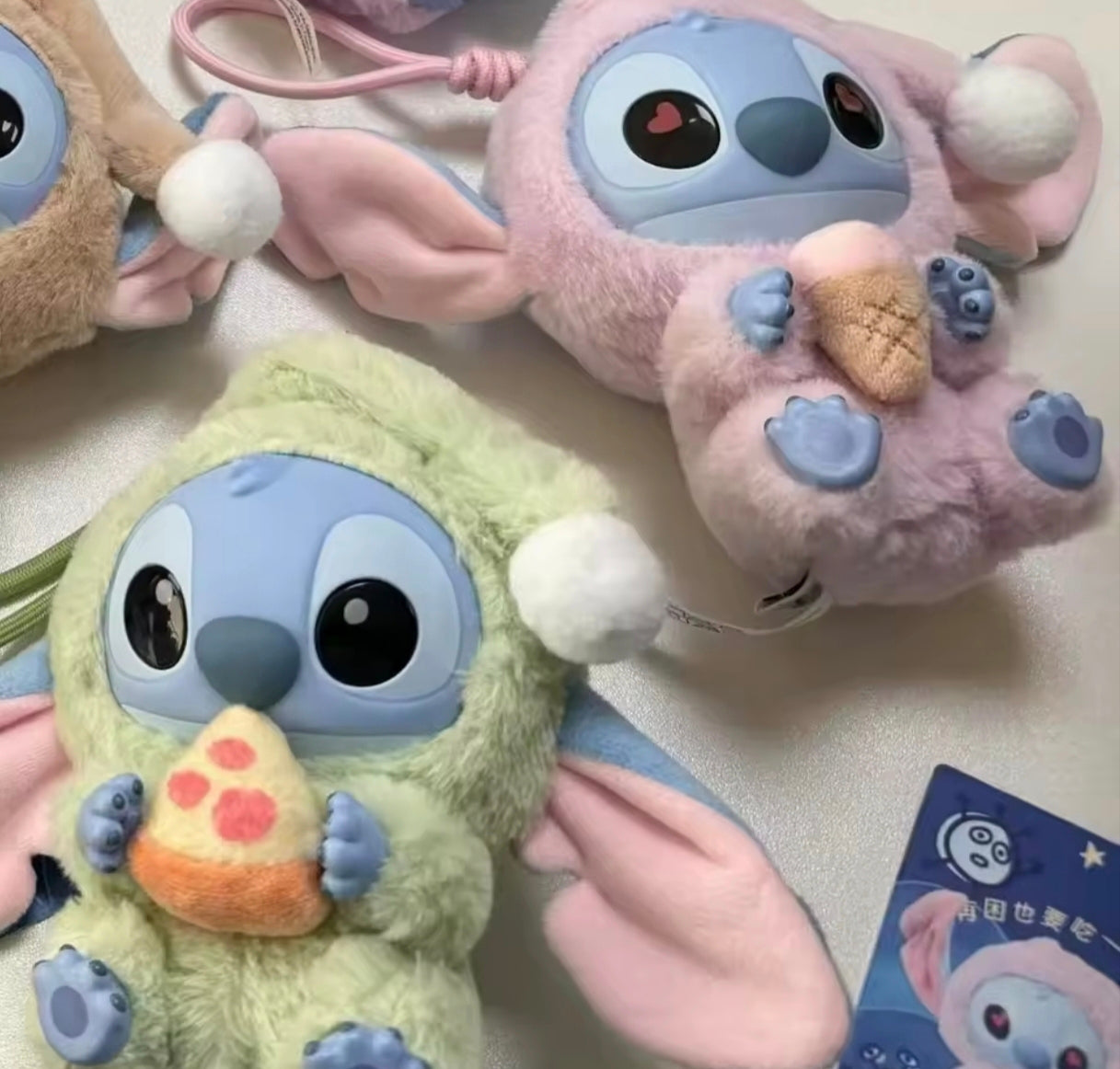 Caja Sorpresa Stitch “Eat Something Before Bed” – Figuras Misteriosas de Colección | Regalo de Navidad Original